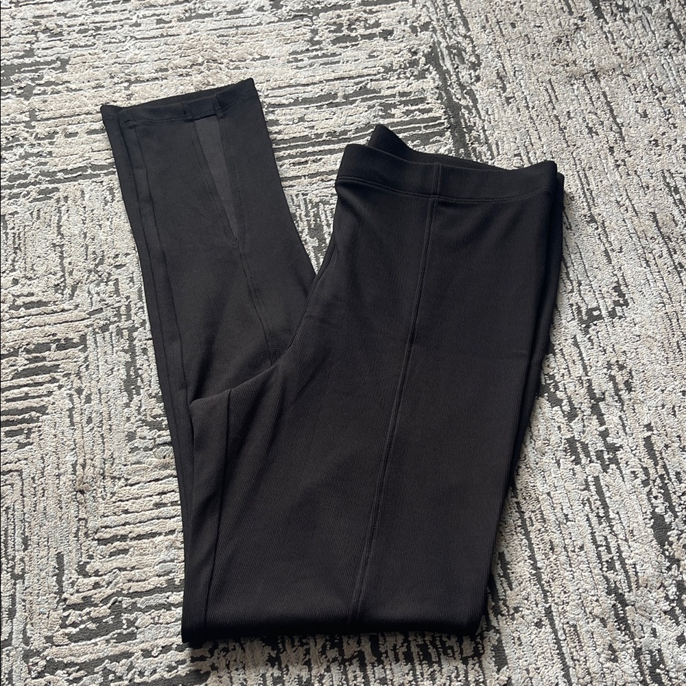 H&M Charcoal Recycled Polyester Leggings